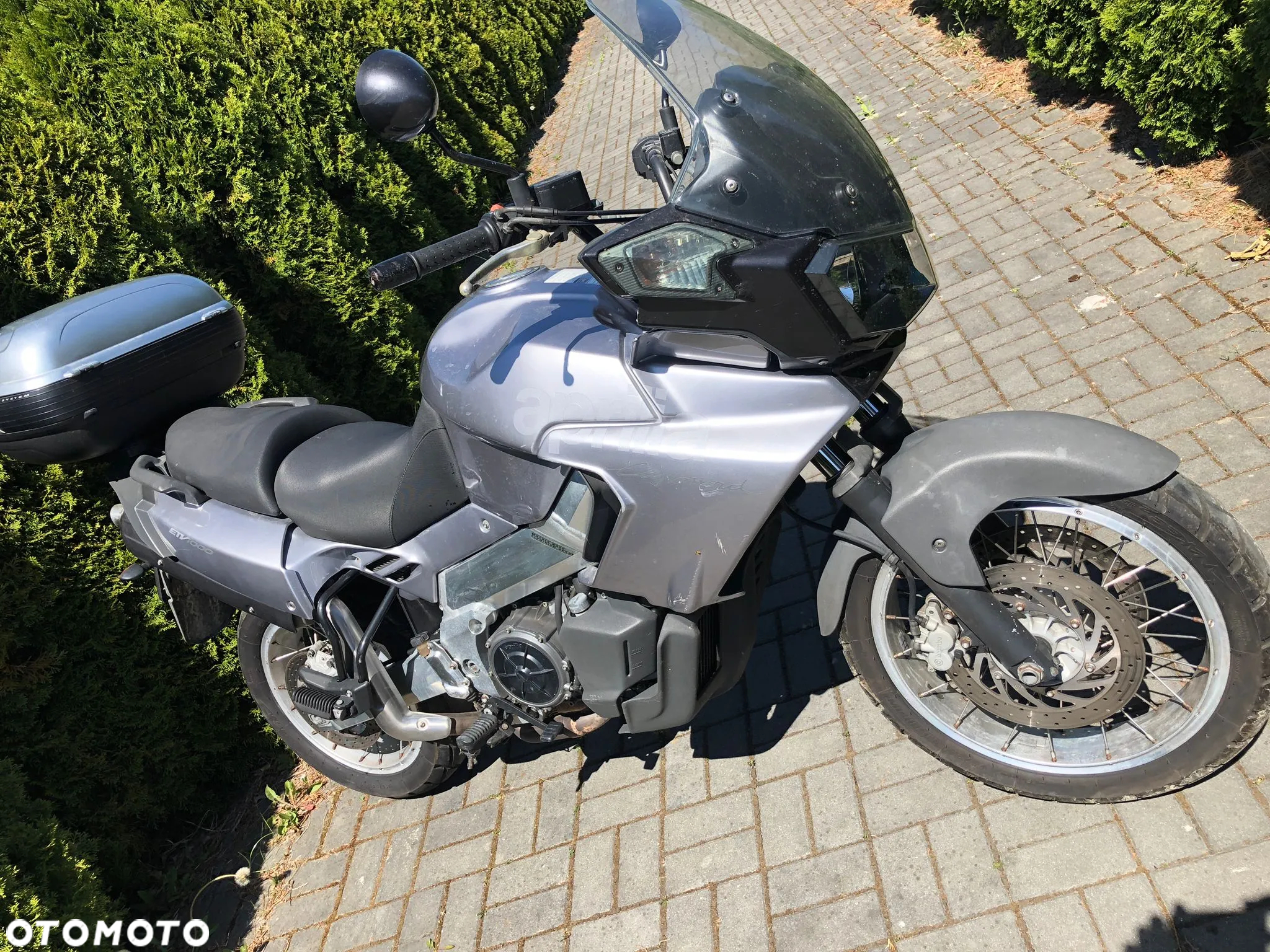 Aprilia Caponord - 6