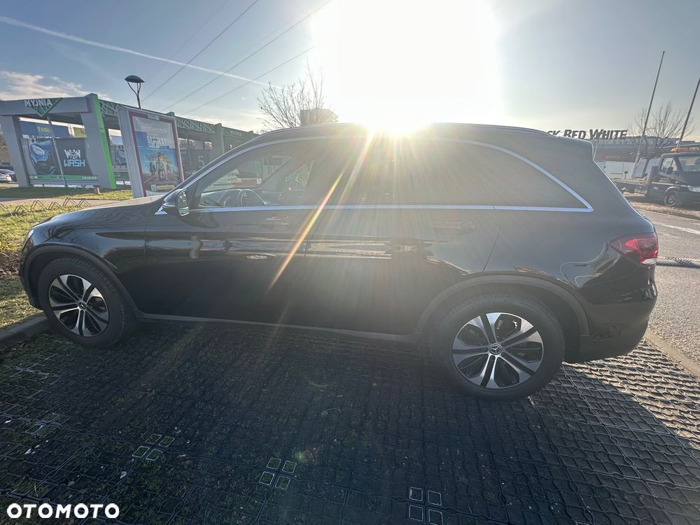 Mercedes-Benz GLC - 19