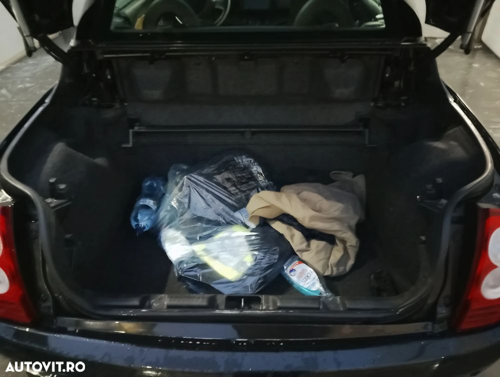 Nissan Micra - 11
