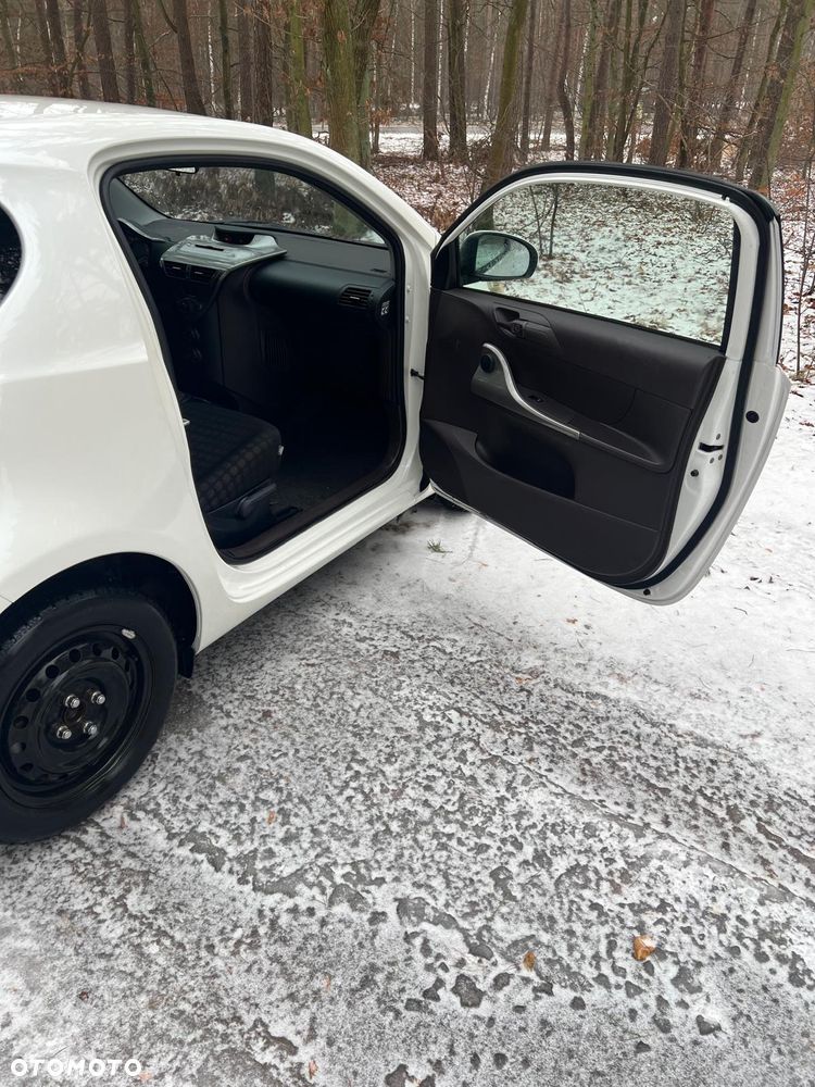 Toyota iQ 1.0 Sol - 7