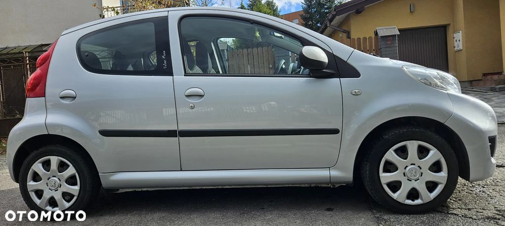 Peugeot 107 1.0 Urban Move Euro5 - 4