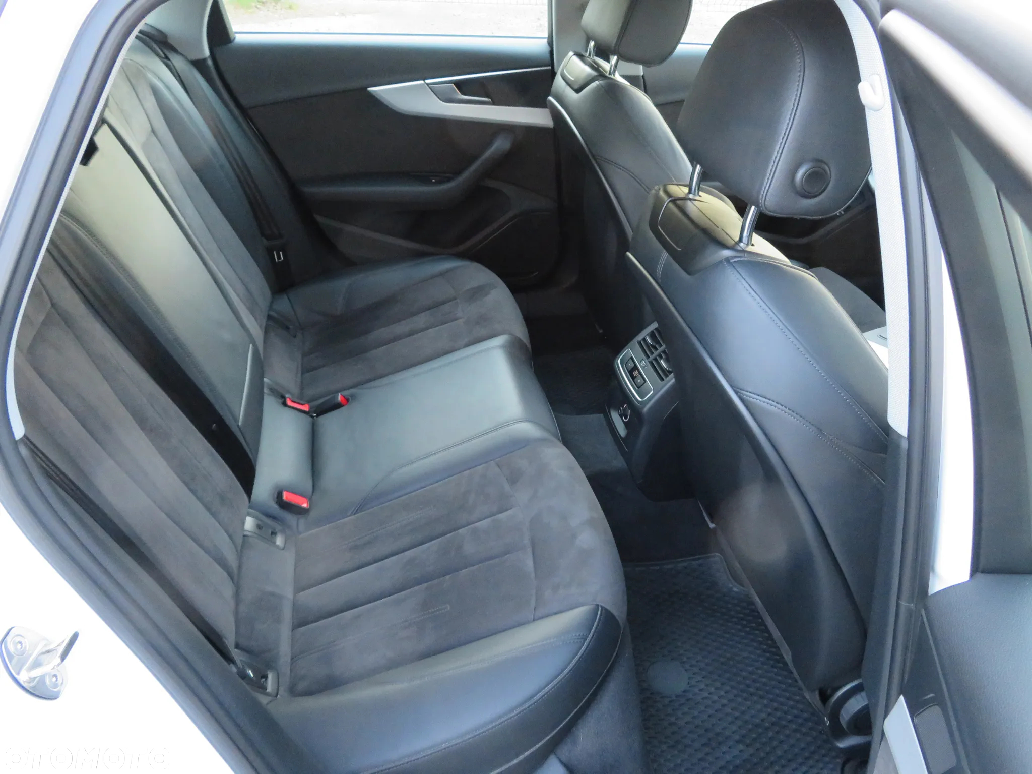 Audi A4 40 TDI Quattro S tronic - 15