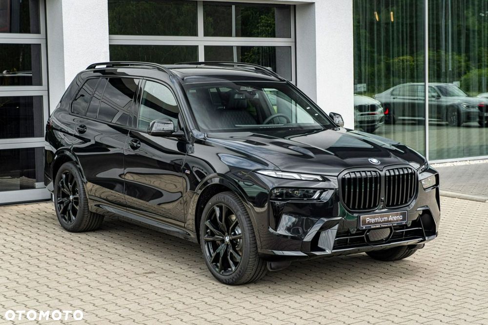 BMW X7 - 7