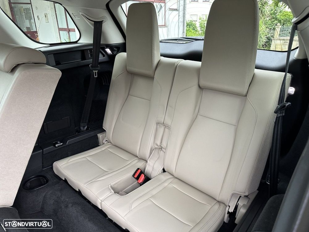 Land Rover Discovery Sport D150 - 26