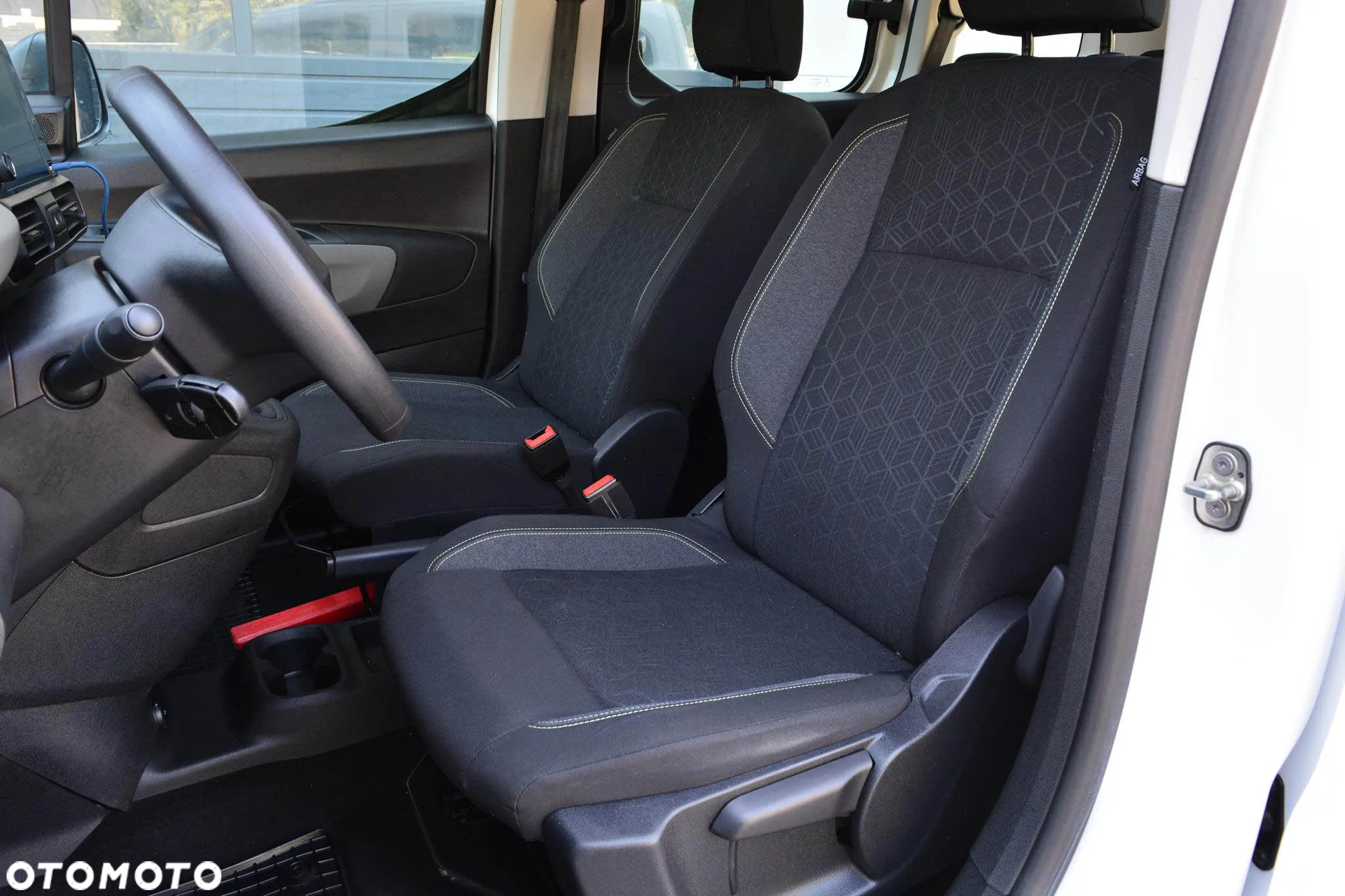 Peugeot Rifter 1.5 BlueHDI Active Pack S&S - 24