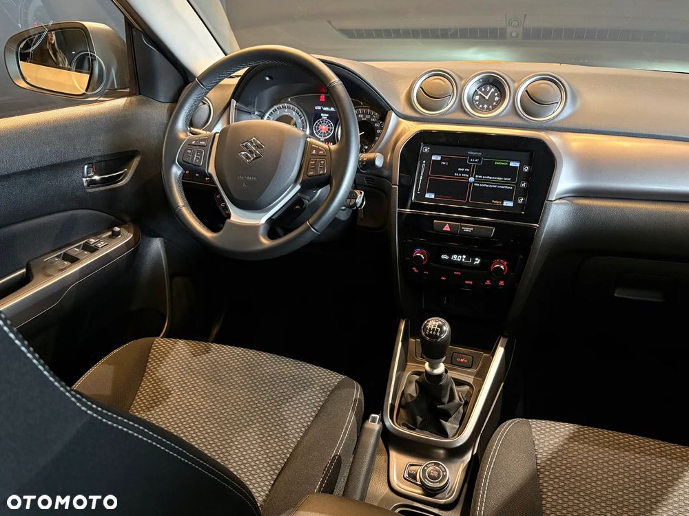 Suzuki Vitara 1.4 Boosterjet SHVS Premium 4WD - 13