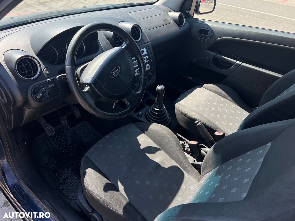Ford Fiesta - 5