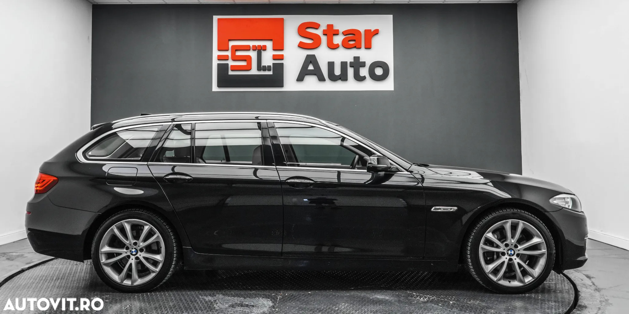 BMW Seria 5 525d xDrive Touring - 10