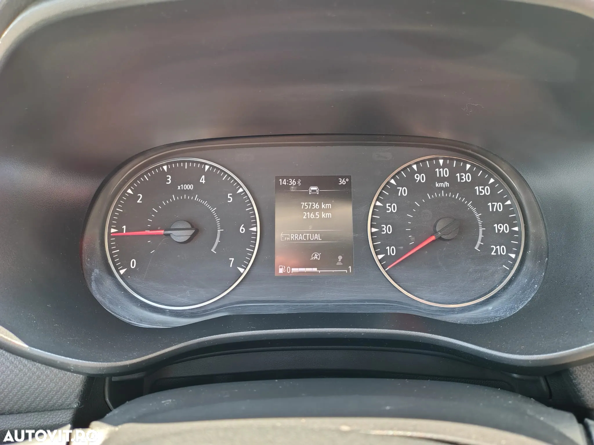 Dacia Logan SCe 65 Essential - 3