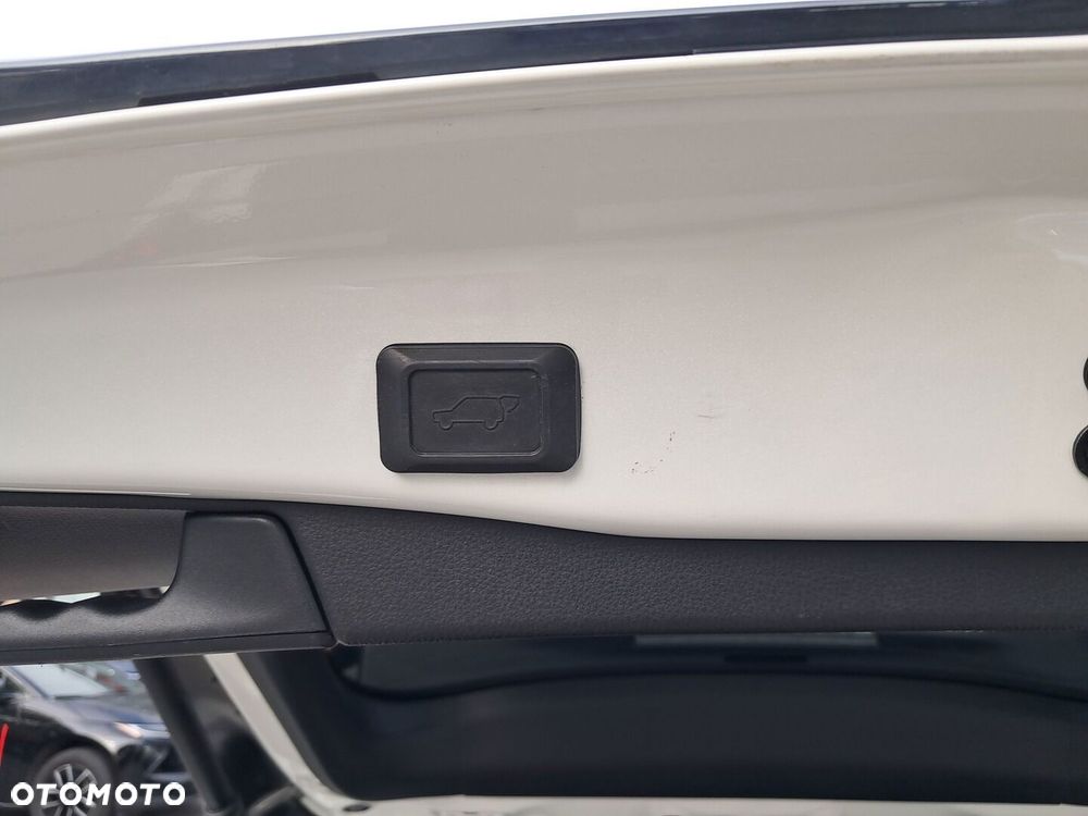 Toyota RAV4 2.5 Hybrid Selection 4x4 - 28