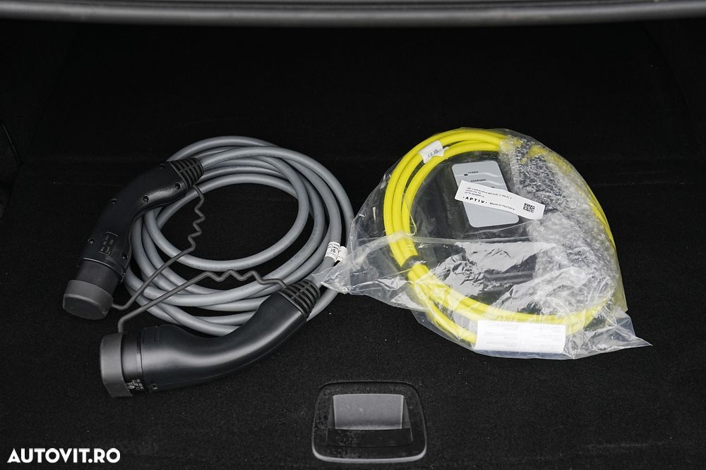 BMW Seria 3 320e Aut. - 25