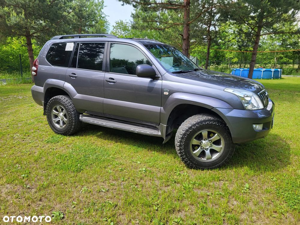 Toyota Land Cruiser - 3