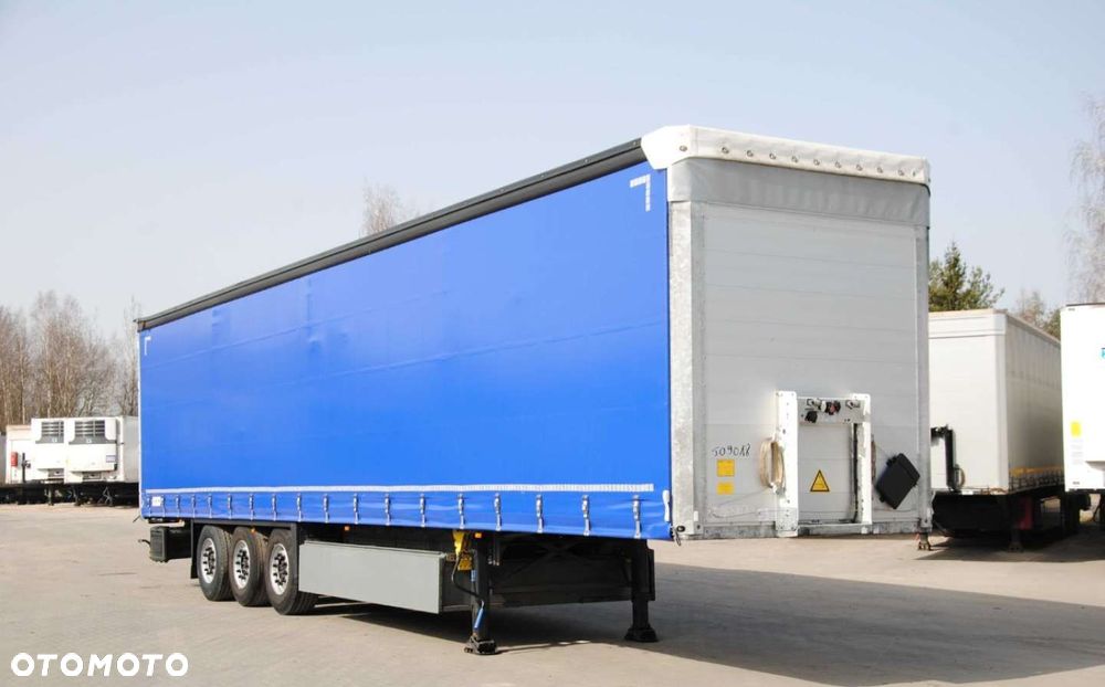 Schmitz Cargobull SCS kurtyna, podnoszona oś
