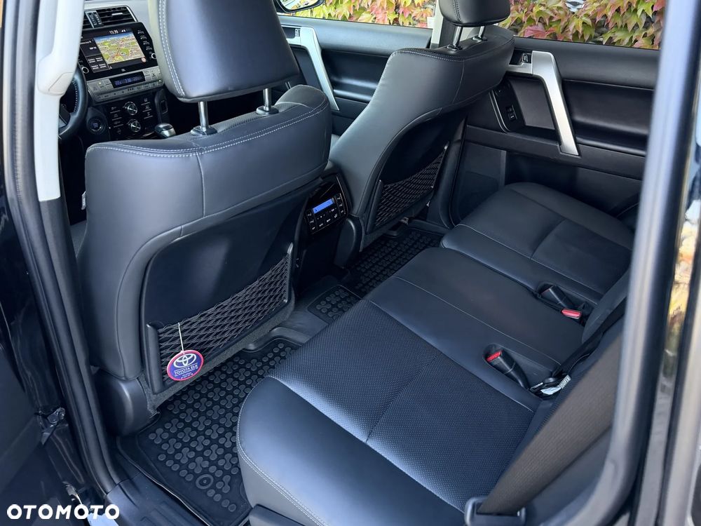 Toyota Land Cruiser LC 2.8 D-4D Executive - 25