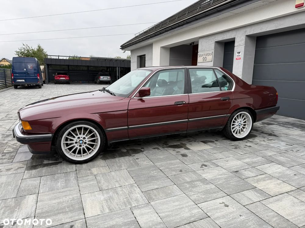 BMW Seria 7 - 12