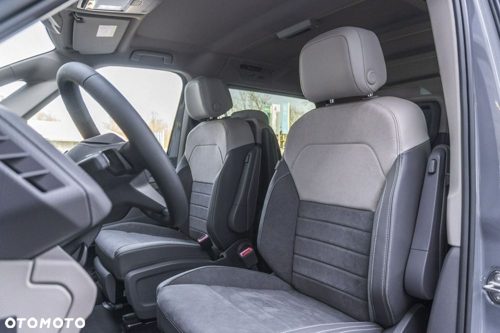 Volkswagen Multivan - 16