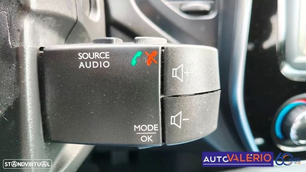 Renault Captur 0.9 TCE Exclusive - 17