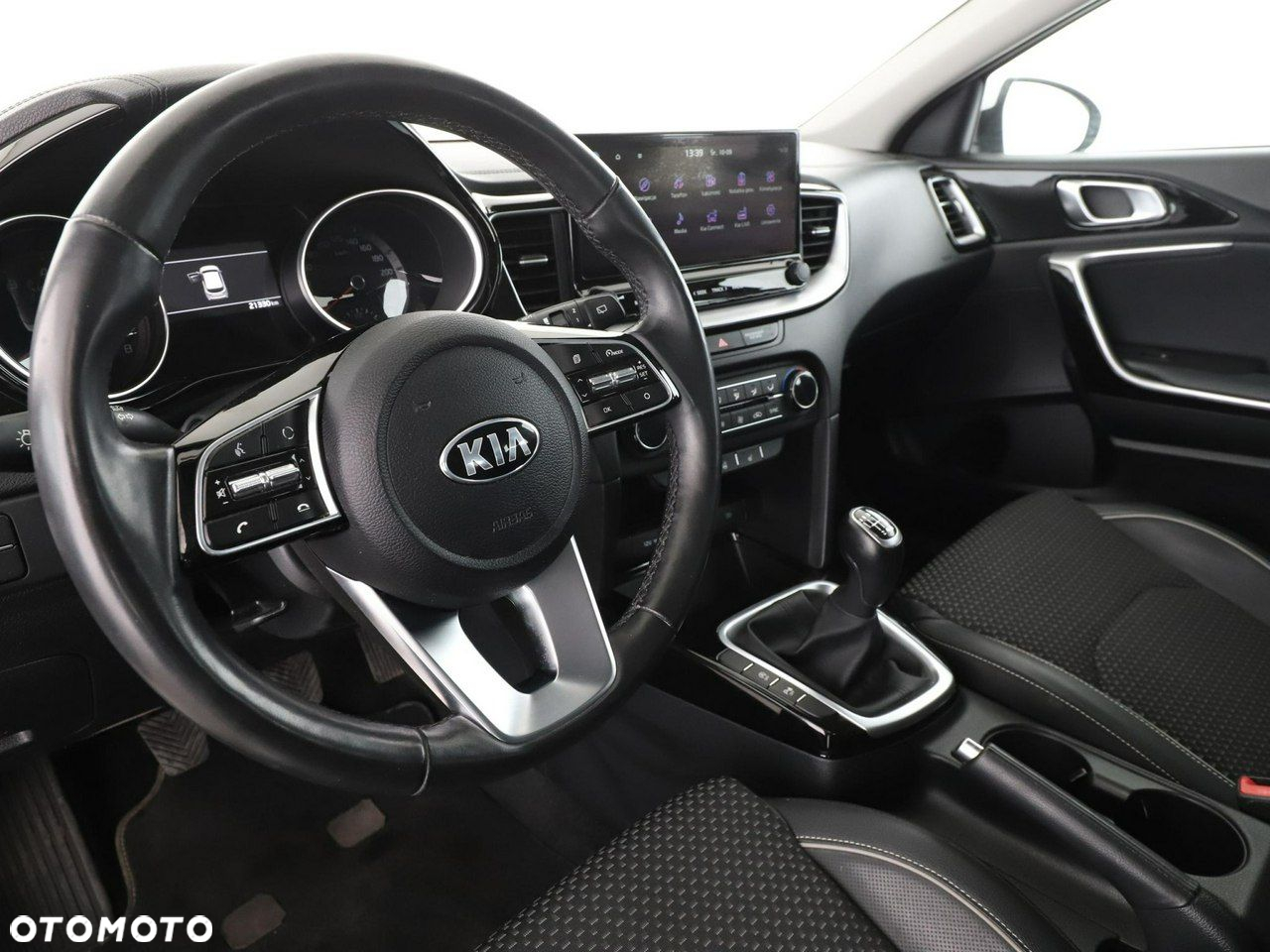 Kia XCeed 1.4 T-GDI OPF JBL SOUND EDITION - 14