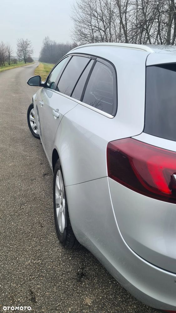 Opel Insignia 2.0 CDTI - 19