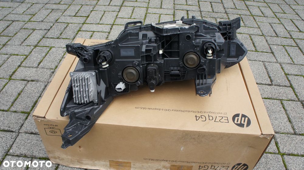 PRZEDNIA PRAWA LAMPA RENAULT TALISMAN FULL LED - 10