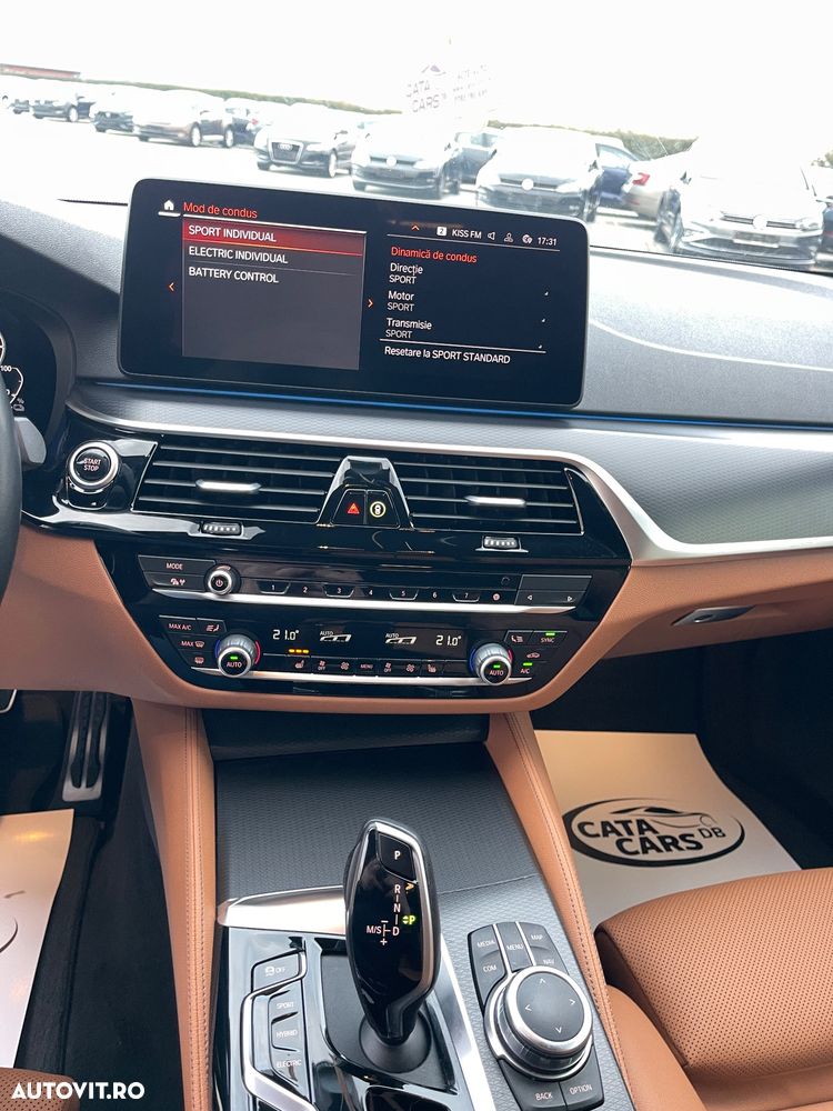 BMW Seria 5 530e Aut. M Sport Edition - 35