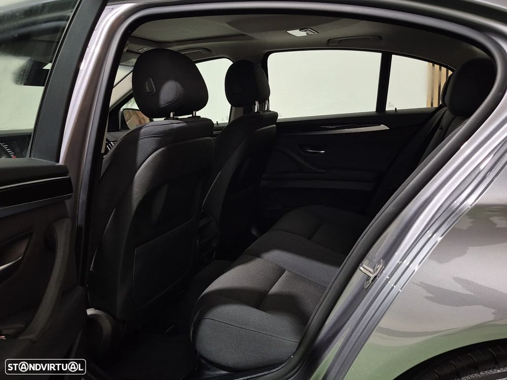 BMW 520 d xDrive Auto - 33