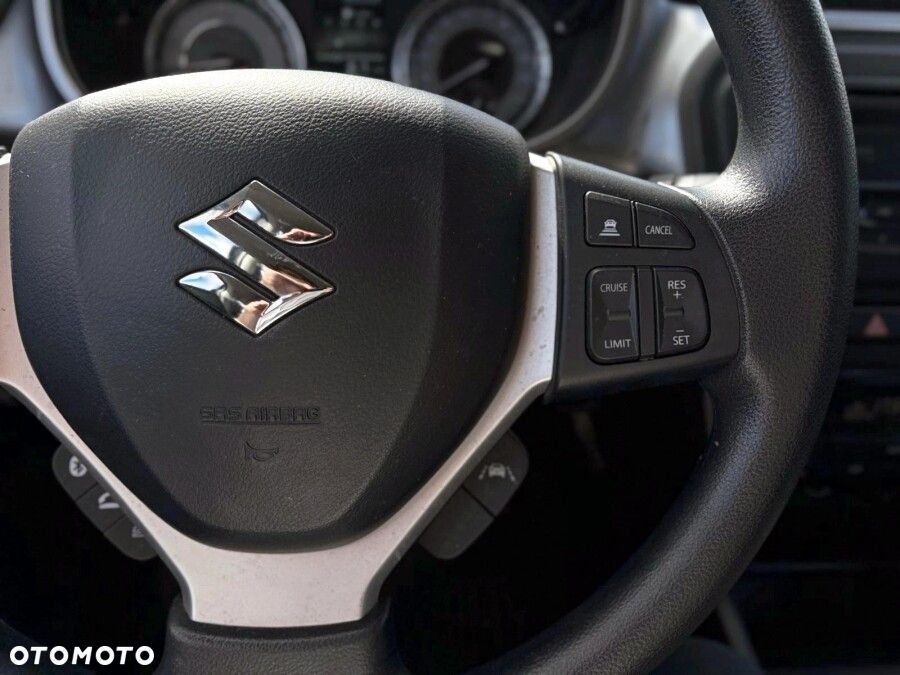 Suzuki Vitara - 10