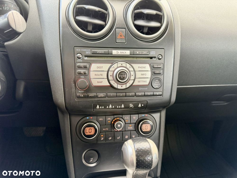 Nissan Qashqai 2.0 CVT tekna - 21