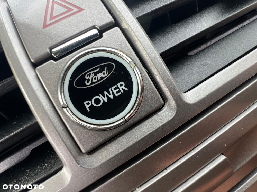 Ford Kuga 2.0 TDCi Titanium - 35