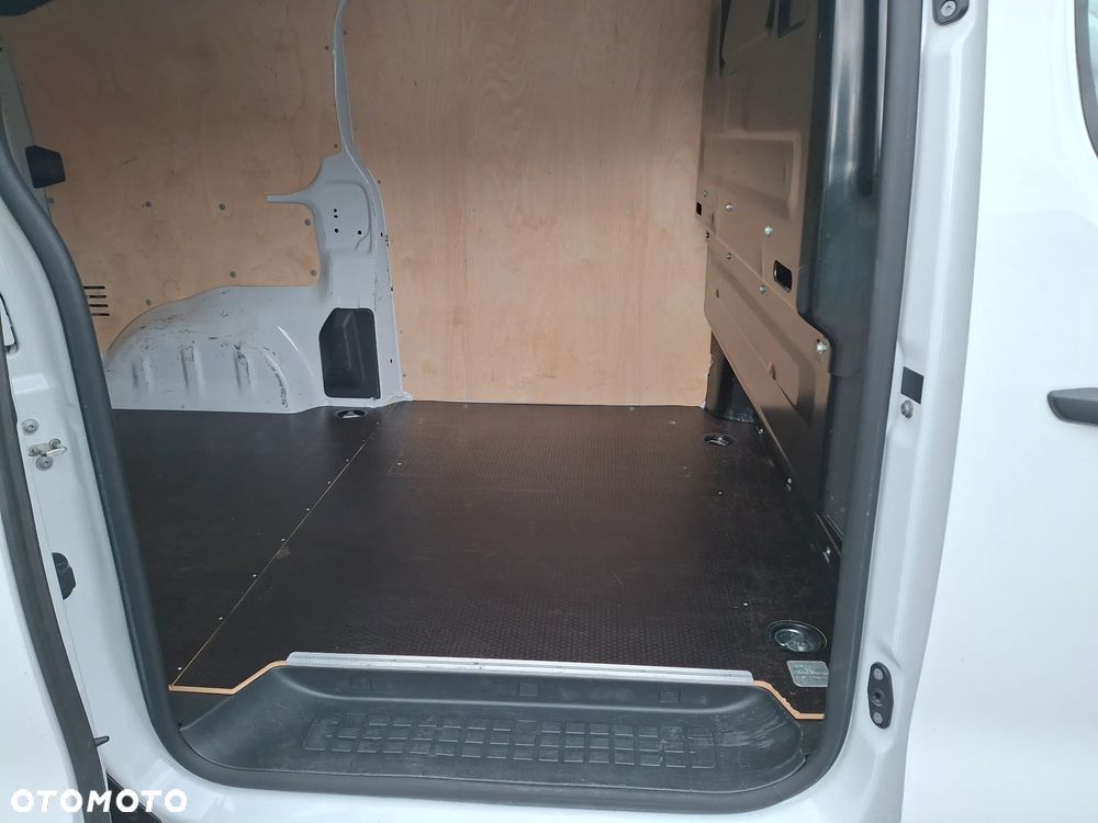 Peugeot Expert  1.5 HDi 120 KM Salon PL - 12