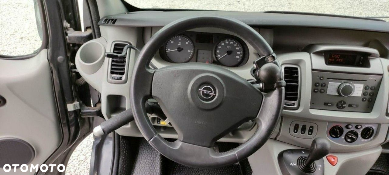 Opel Vivaro - 20