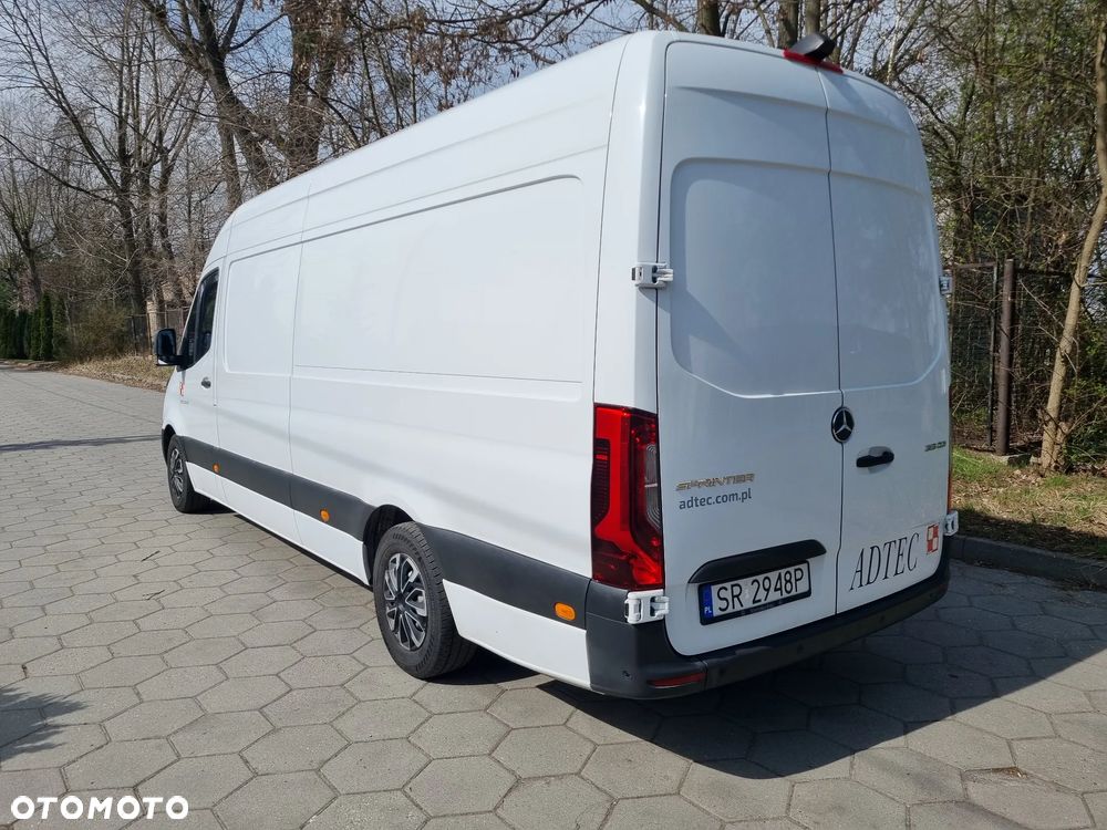 Mercedes-Benz Sprinter - 7