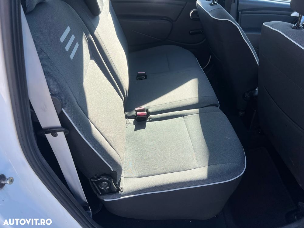 Dacia Logan 1.6 MPI Ambition - 13