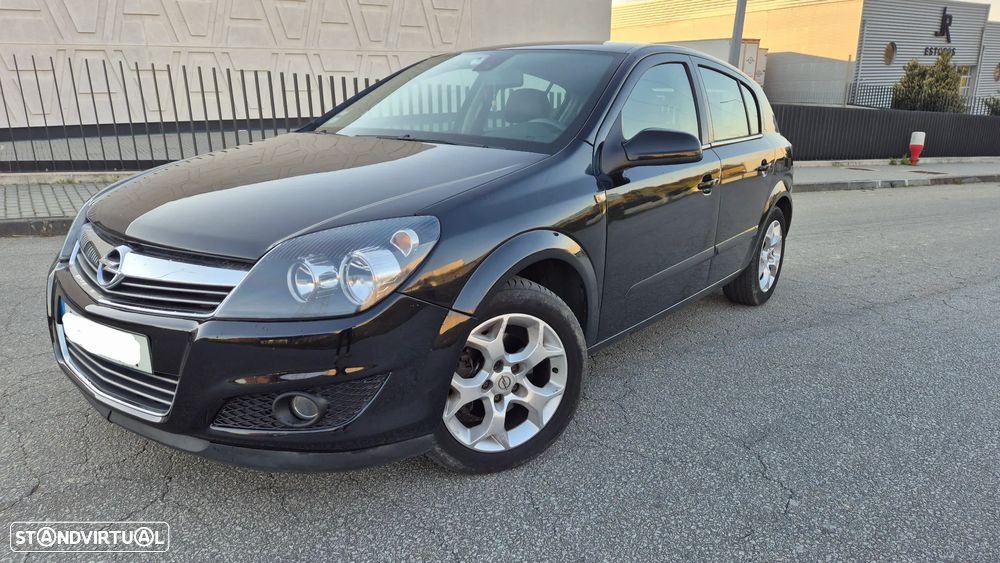 Opel Astra 1.7 CDTI Cosmo M5 - 1