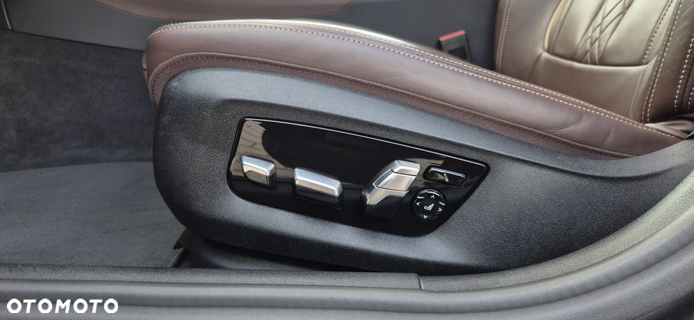 BMW Seria 5 530i xDrive mHEV M Sport sport - 26