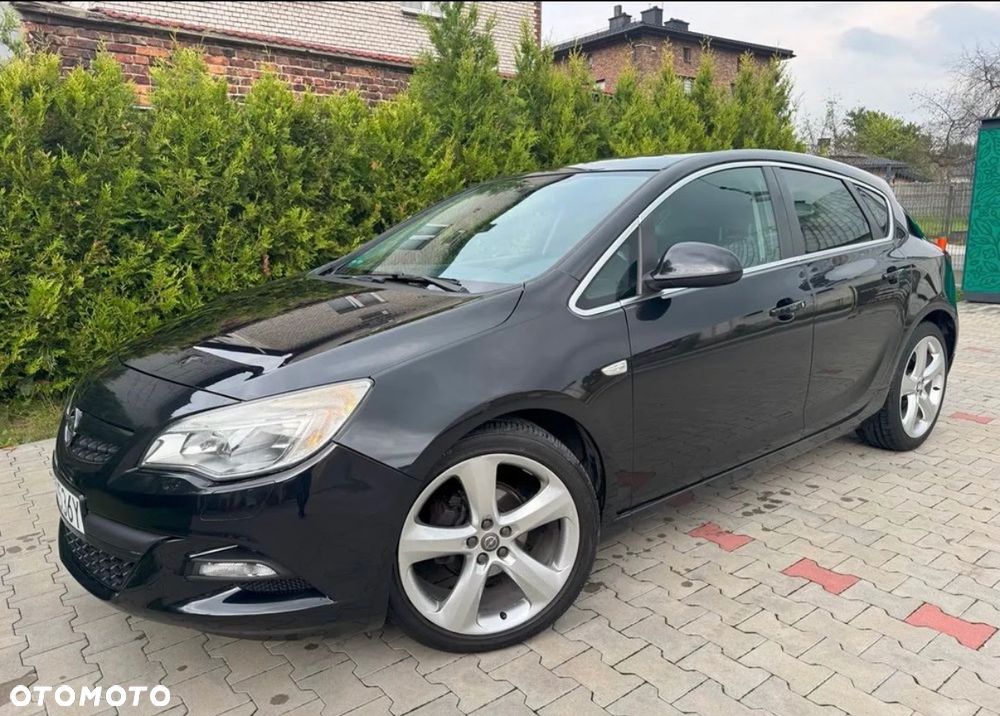 Opel Astra 1.4 Turbo Cosmo - 2