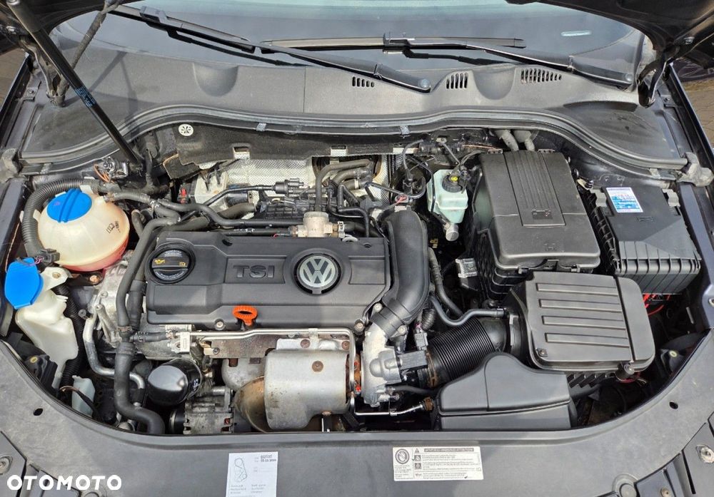 Volkswagen Passat - 15