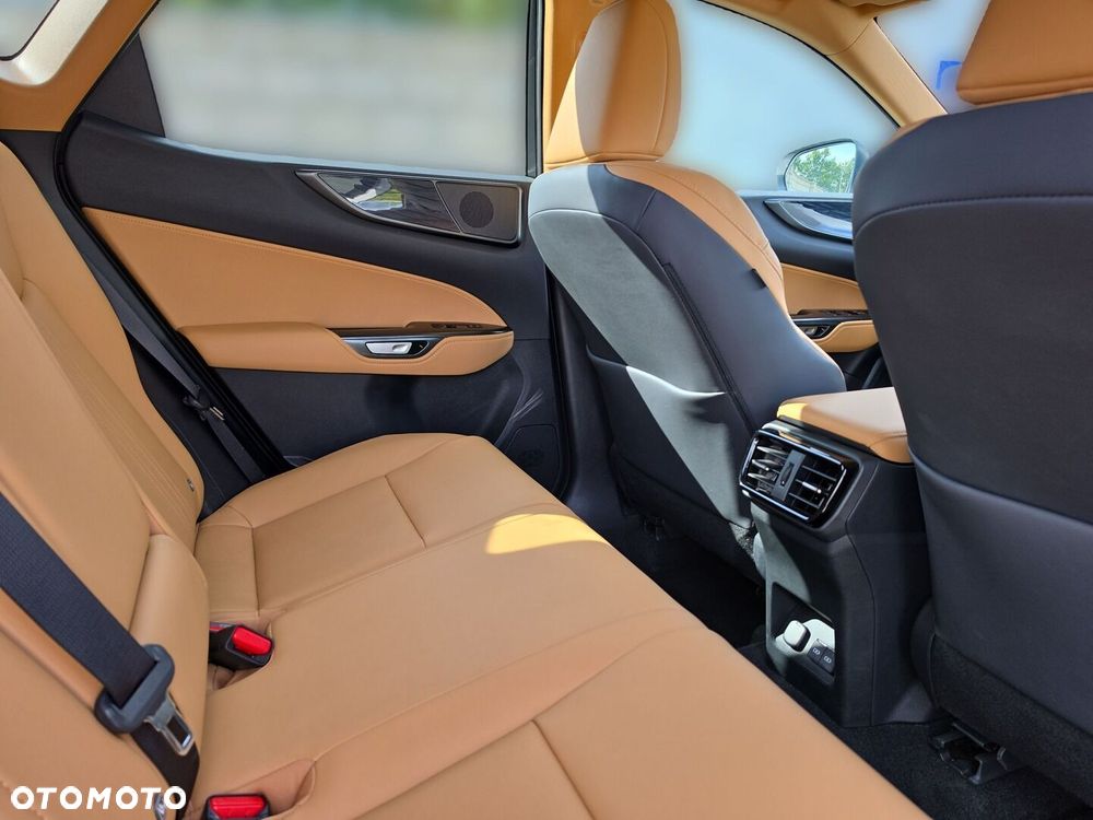 Lexus NX 350h Prestige AWD - 27