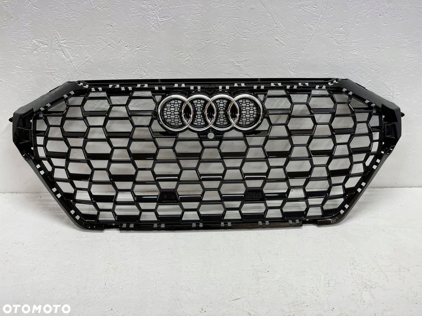 Audi RSQ3 2018- ATRAPA GRILL 83A853651D ORG - 1