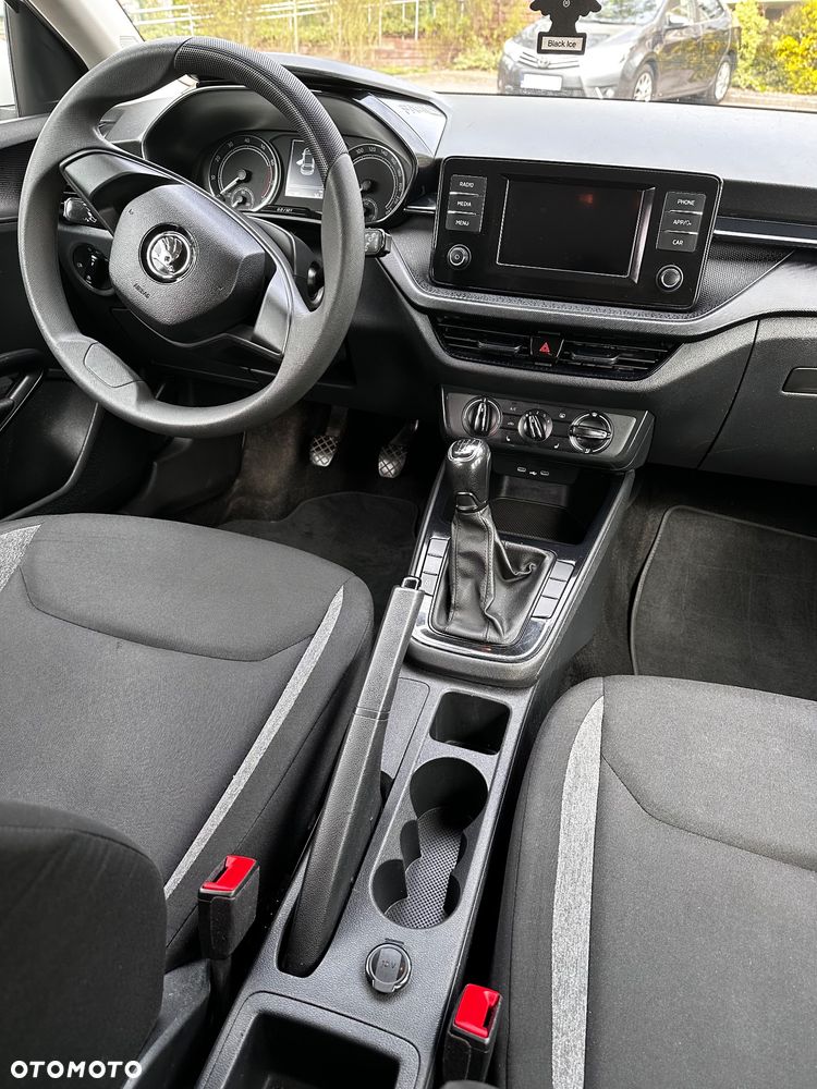 Skoda Fabia 1.0 MPI Active - 14