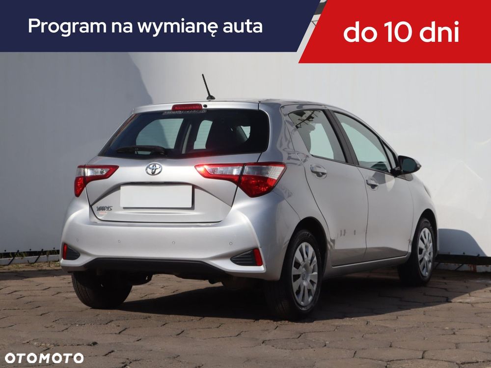 Toyota Yaris - 7