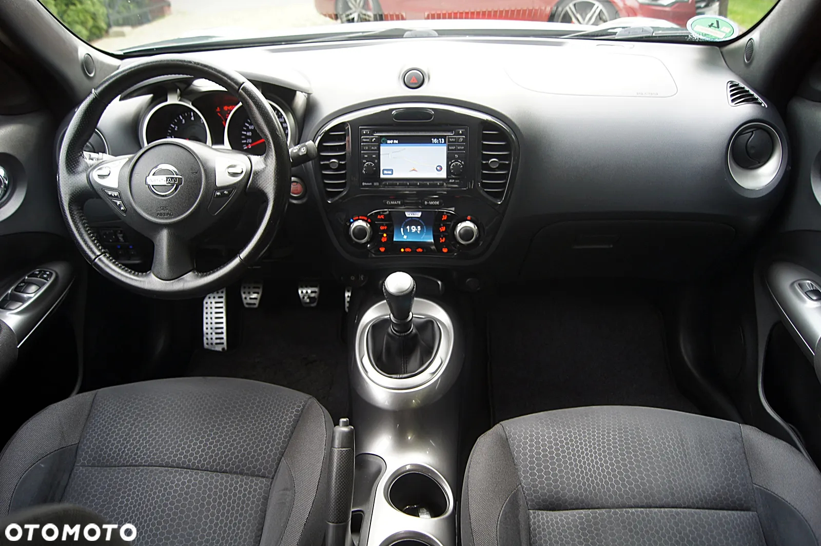 Nissan Juke 1.6 DIG-T Acenta - 17