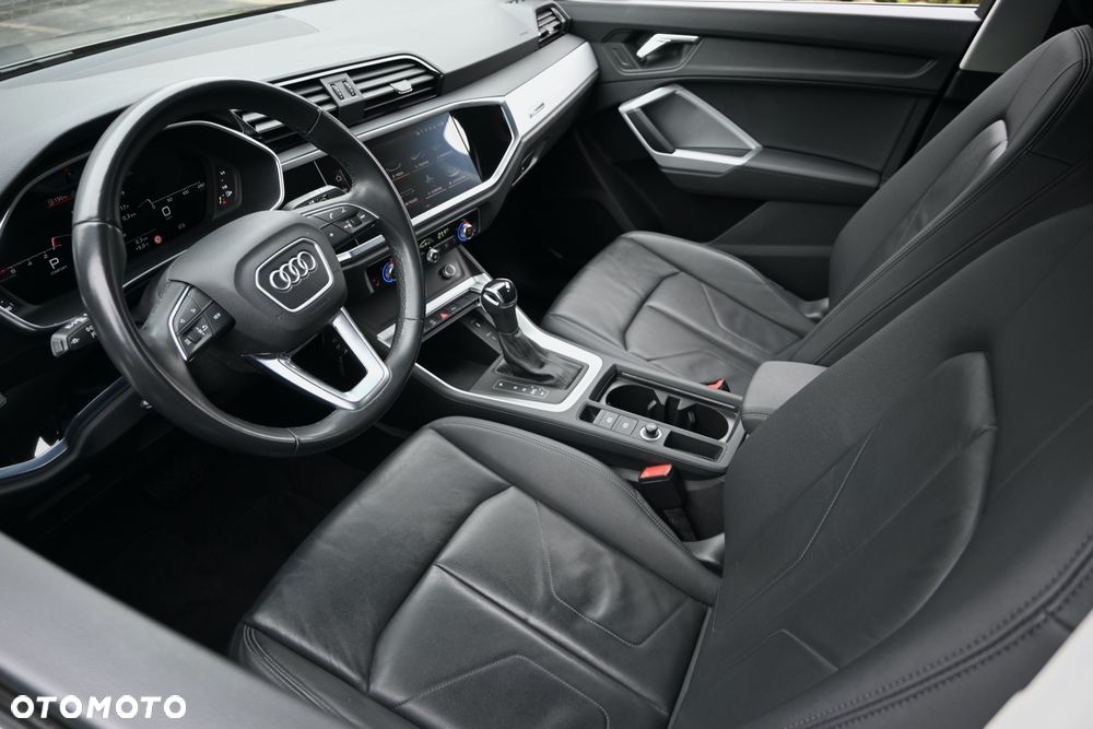 Audi Q3 Sportback 35 TFSI S tronic S line - 17