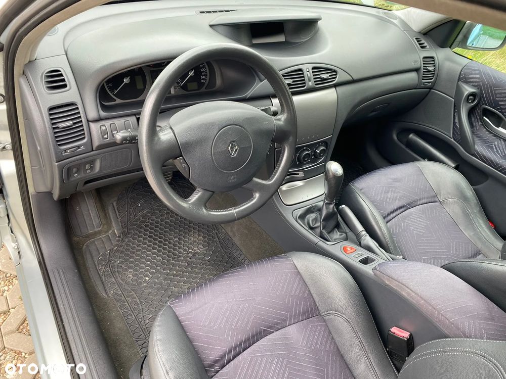 Renault Laguna - 22