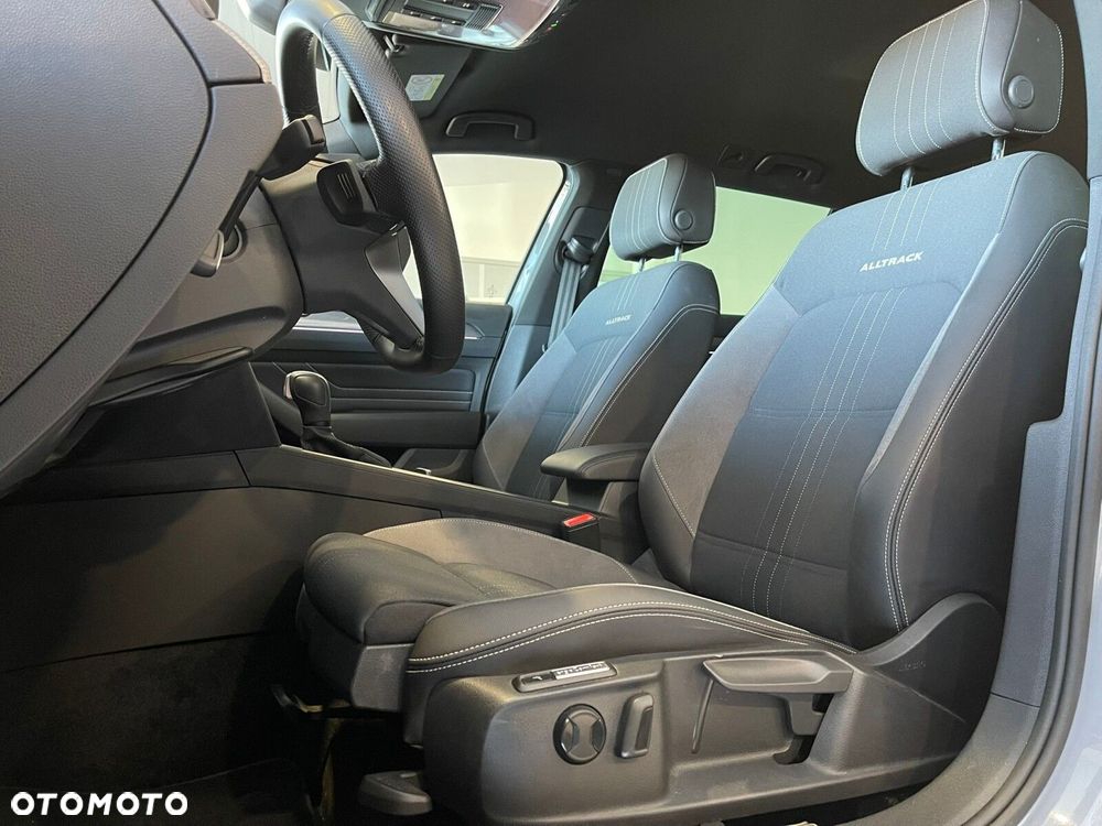 Volkswagen Passat Alltrack 2.0 TDI 4Mot DSG - 9
