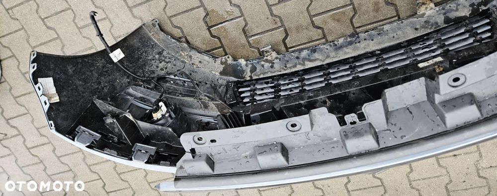 Citroen C3 Picasso zderzak przód przedni   KTHC - 5