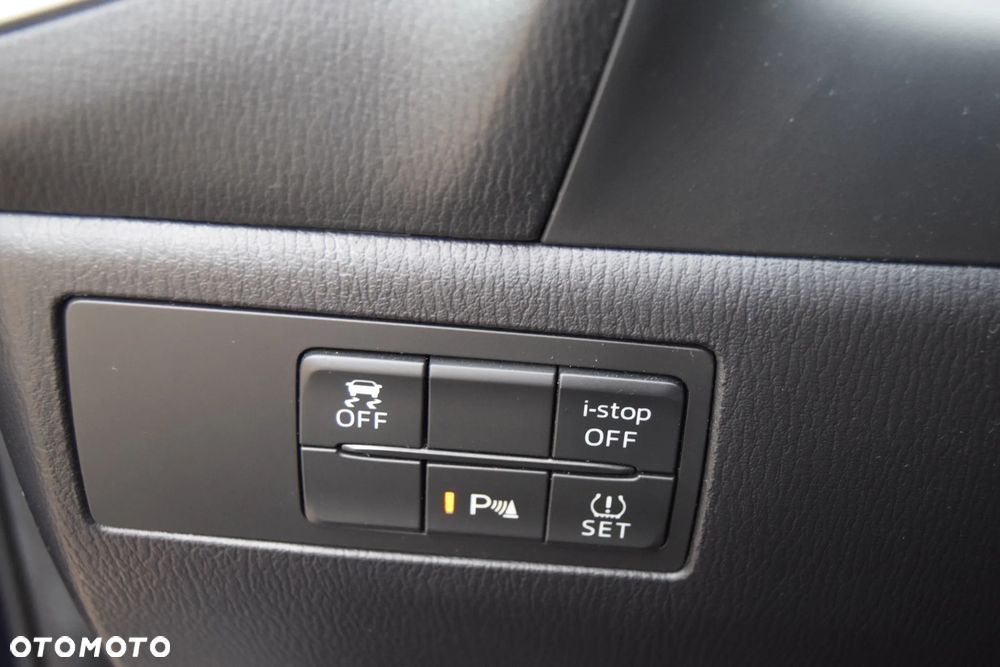 Mazda 3 SKYACTIV-G 120 NAKAMA - 21