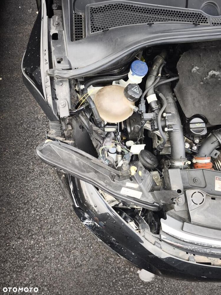 Citroën C3 Pure Tech 110 S&S EAT6 ELLE - 8