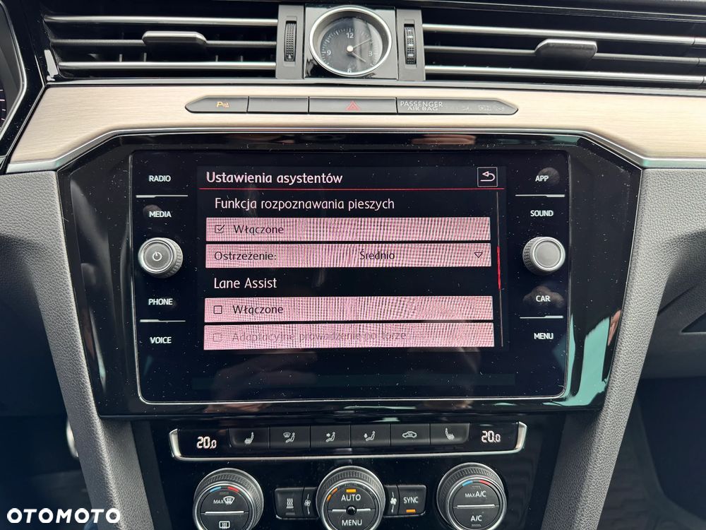 Volkswagen Passat Alltrack 2.0 TDI SCR 4Motion DSG - 26