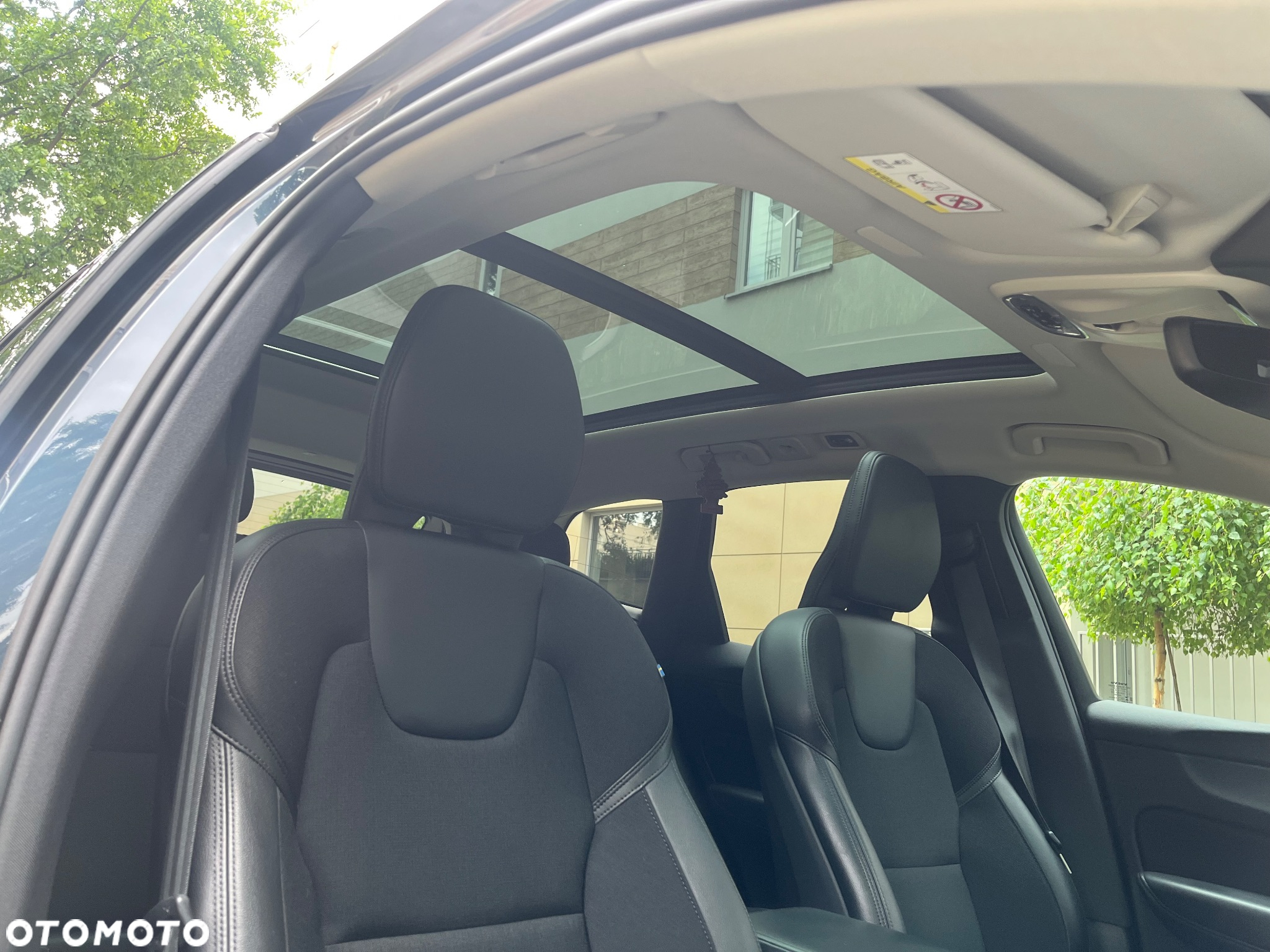 Volvo XC 60 D4 AWD Momentum - 10